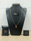 Corrente e Pulseira Cadeado 2mm + Pingente Cristo Vazado (Banhado a Ouro 18K)