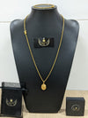 Corrente e Pulseira Cadeado 2mm + Pingente Cristo Oval (Banhado a Ouro 18K)